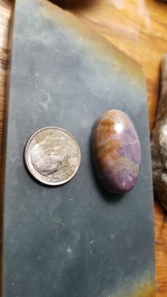 48ct UV reactive monet stone oval cabochon