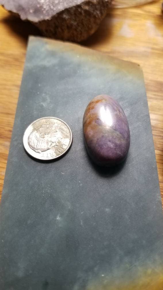 48ct UV reactive monet stone oval cabochon