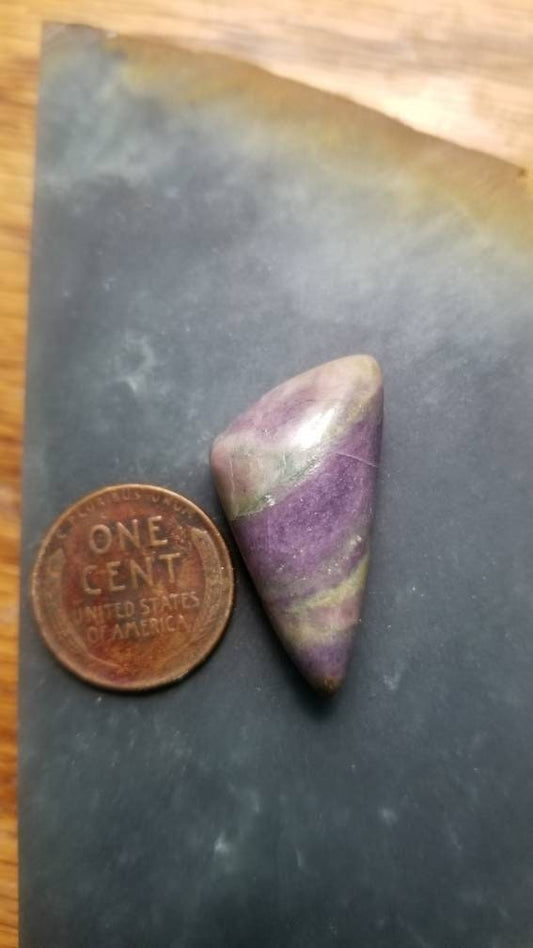 43ct UV reactive monet stone triangle cabochon