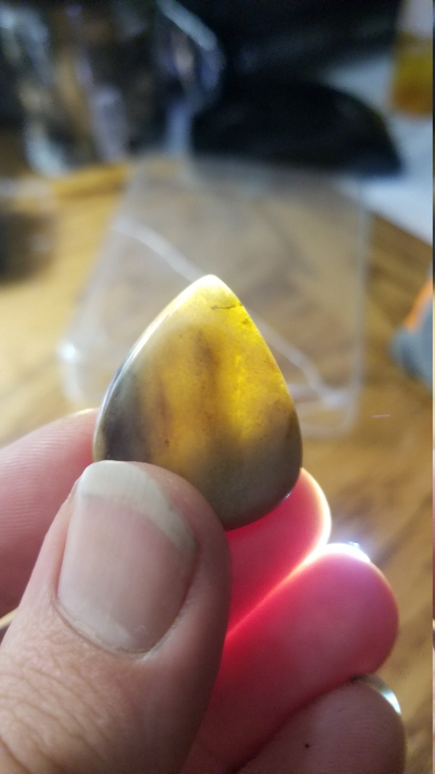 5mm agate gemstone guitar pick
