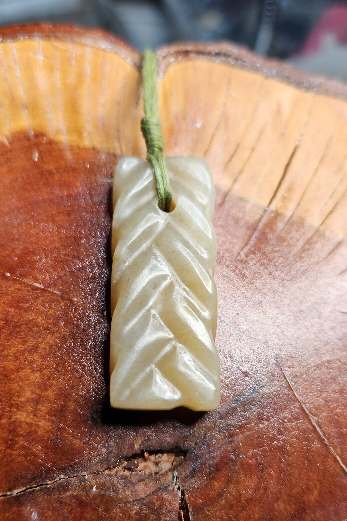 Siberian honey jade hand carved braid twist adjustable pendant