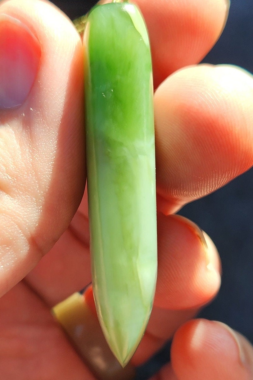 Siberian cats eye nephrite jade hand carved adjustable toki pendant