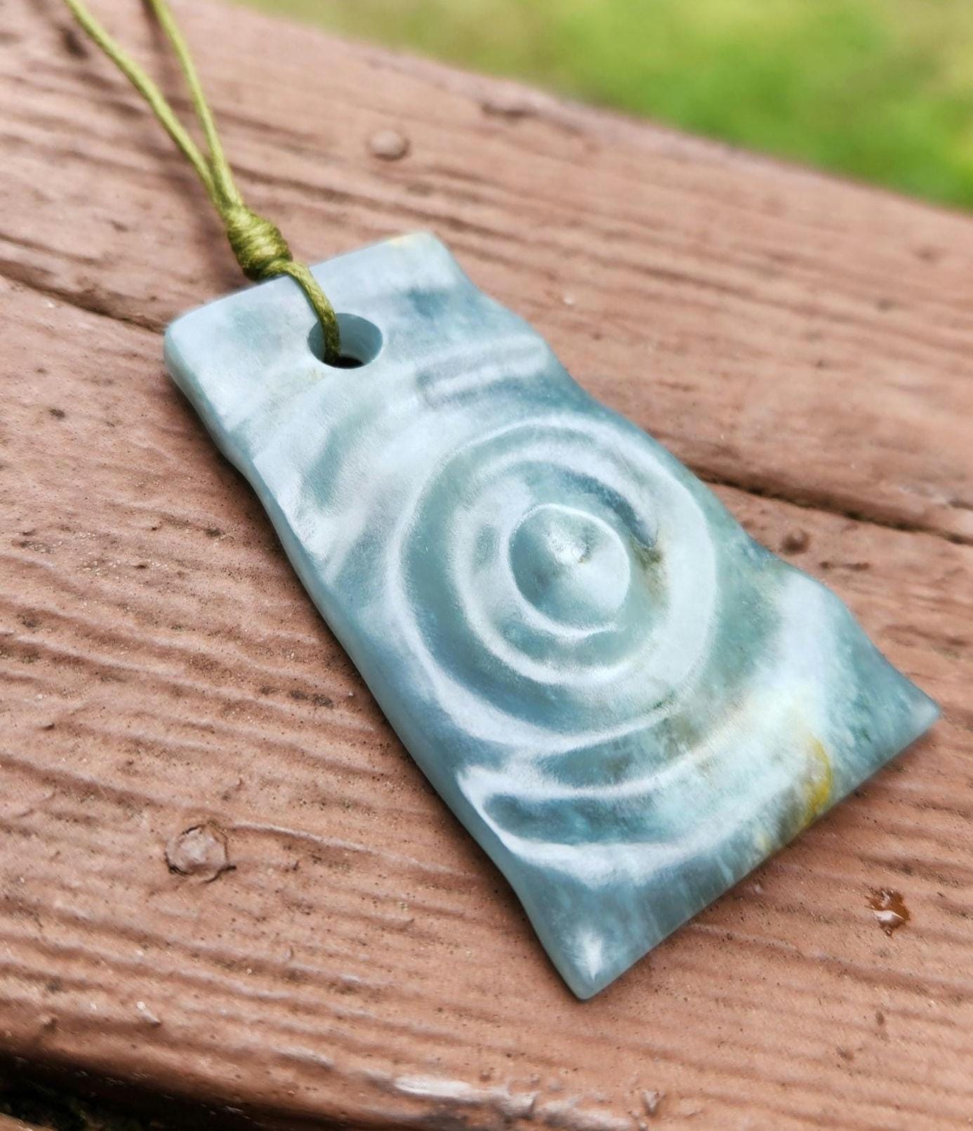 Guatemala princessa blue jadeite jade ripple water sensory pendant necklace