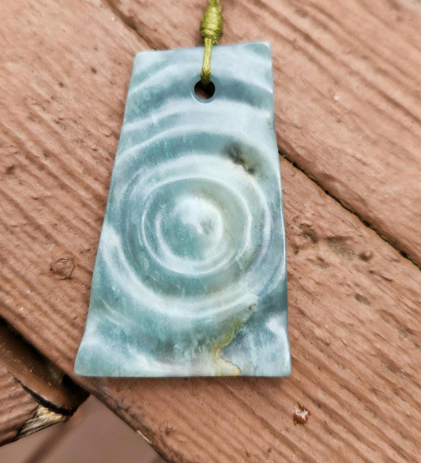 Guatemala princessa blue jadeite jade ripple water sensory pendant necklace