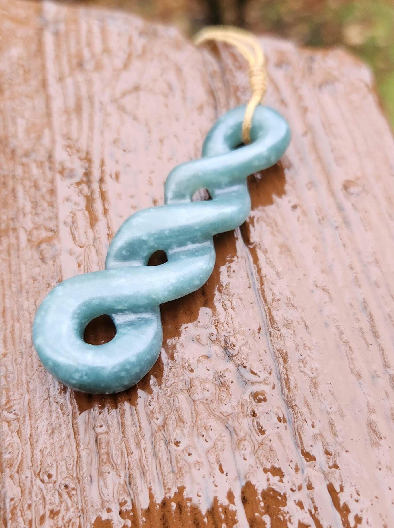 Guatemala princessa blue jadeite quad twist new zealan maori inspired Pikototoru pikorua pendant necklace