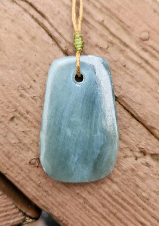 Washington state silver blue cats eye nephrite jade pendant necklace