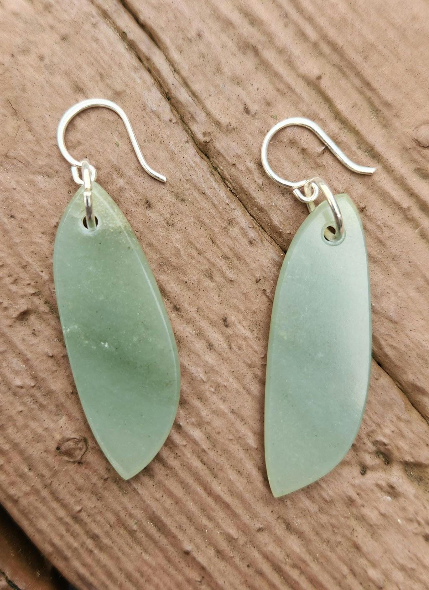 Siberian jade and .925 sterling silver dangle earrings
